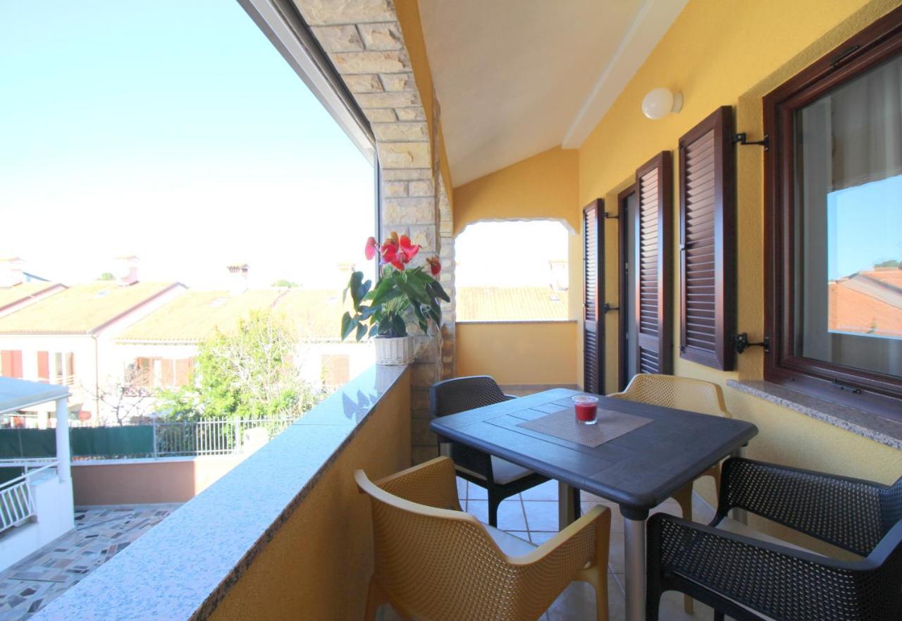 Apartments Tancel Porec Ngoại thất bức ảnh